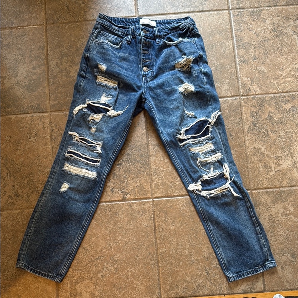Vervet Women’s Distressed Blue Jeans